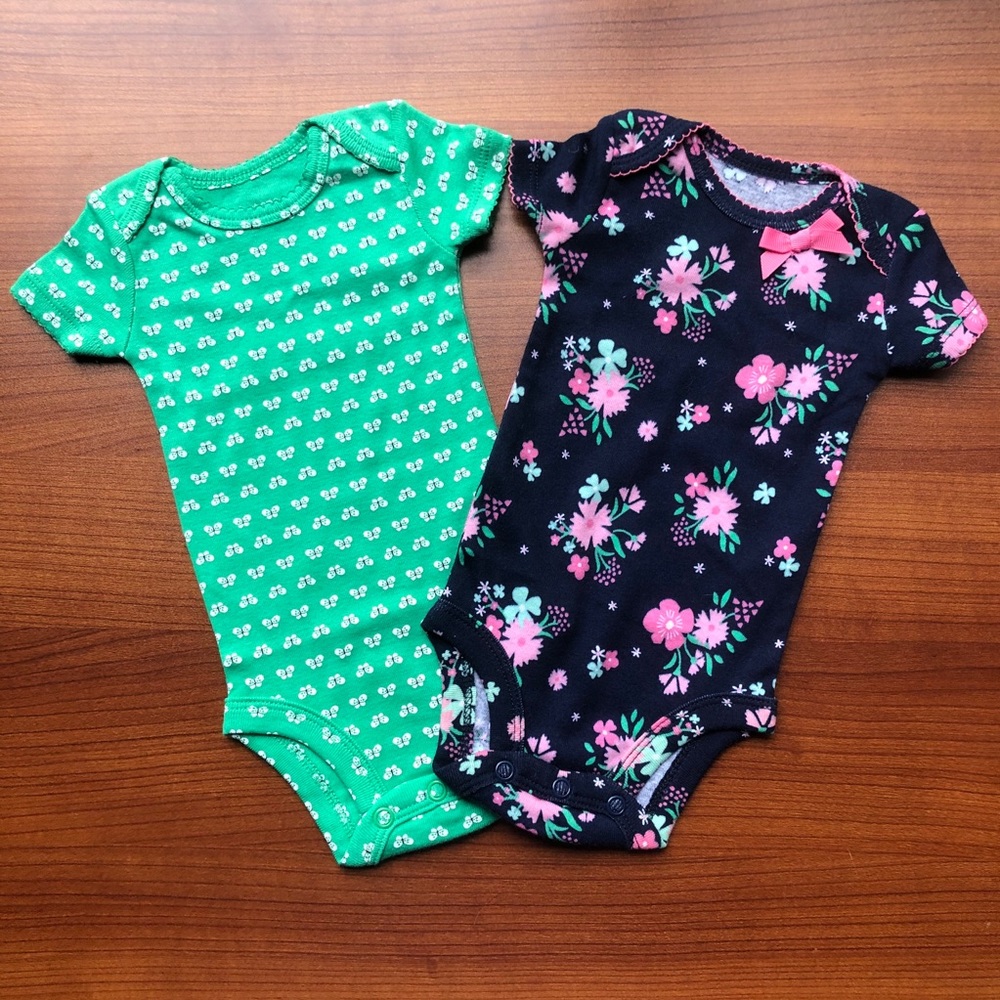 Carter’s Newborn Onesie - Set of 2